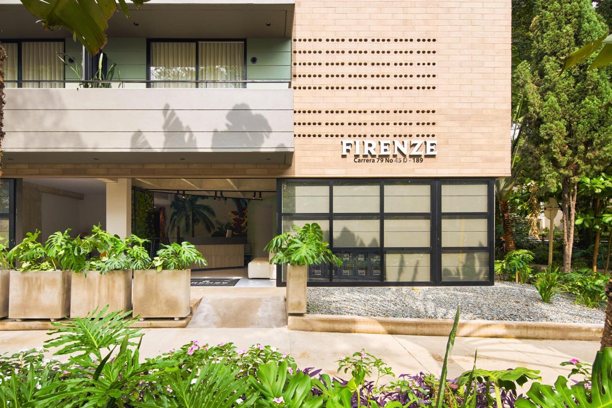 ホテル Firenze Lofts メデジン エクステリア 写真